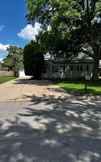 236 N Twin Pines Ave photo'