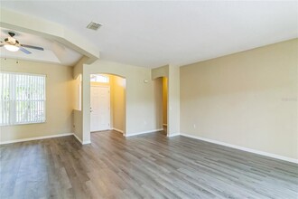 2600 Meadow View Ct in Kissimmee, FL - Building Photo - Building Photo