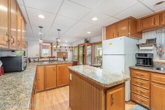 79 Sunset Dr in Titusville, FL - Building Photo - Building Photo