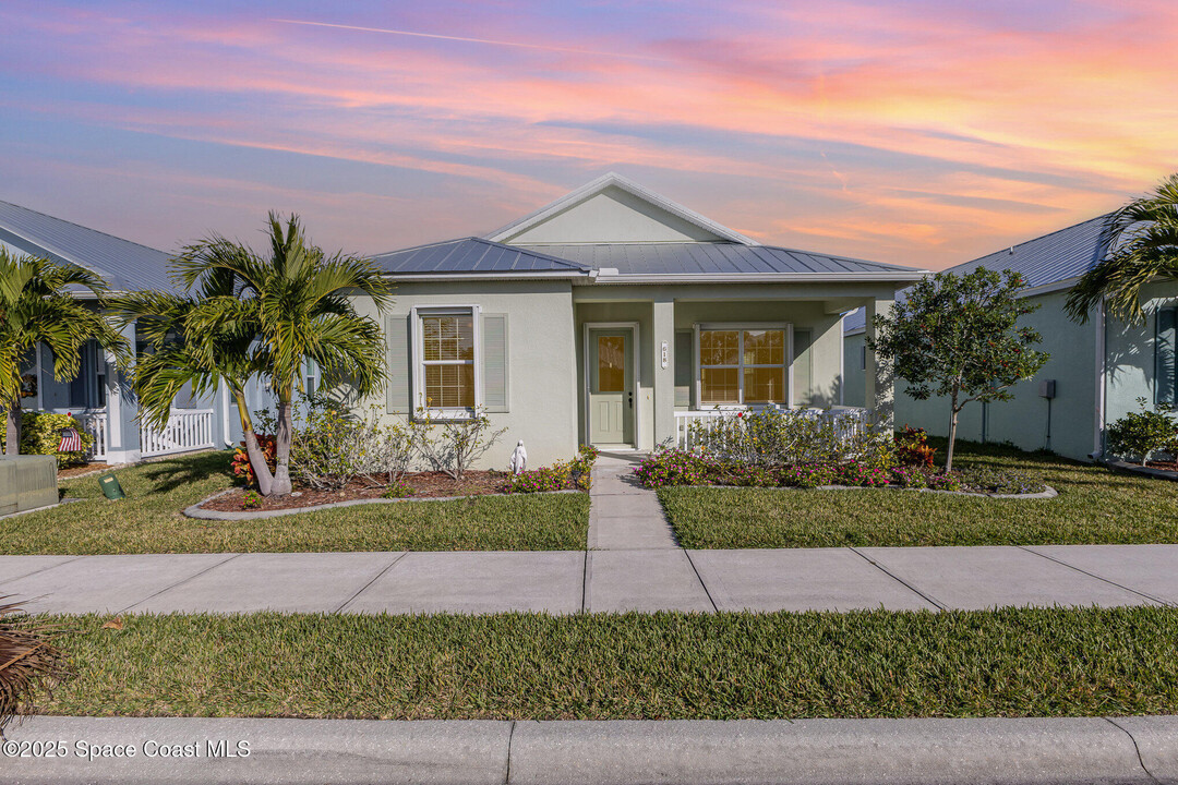 618 Lorelei Ave in Melbourne, FL - Building Photo