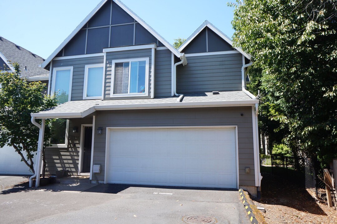 17203 SW Whitley Way in Beaverton, OR - Building Photo