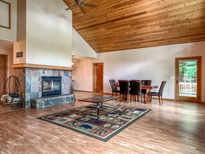 2548 Co Rd 550 in Marquette, MI - Building Photo - Building Photo