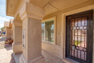 1819 Shreya St in El Paso, TX - Foto de edificio - Building Photo