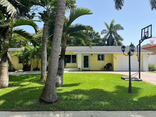 property at 620 NE 9th Ave
