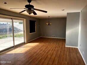 112 De Leon Dr in El Paso, TX - Building Photo - Building Photo