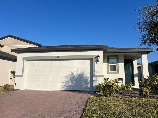 property at 4439 Rapallo Ave