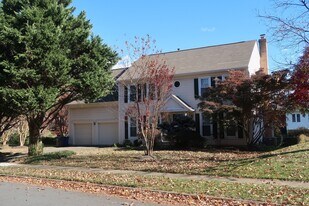 4501 Deane Ct in Alexandria, VA - Building Photo