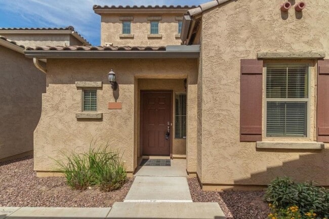 2178 Scully Dr