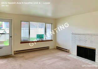 8532 Nesbit Ave N in Seattle, WA - Building Photo - Building Photo