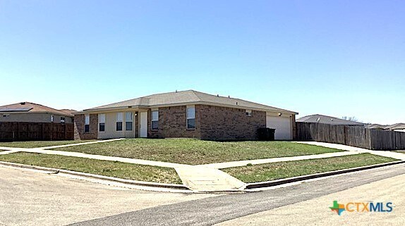 3001 Indy Dr in Killeen, TX - Building Photo - Building Photo