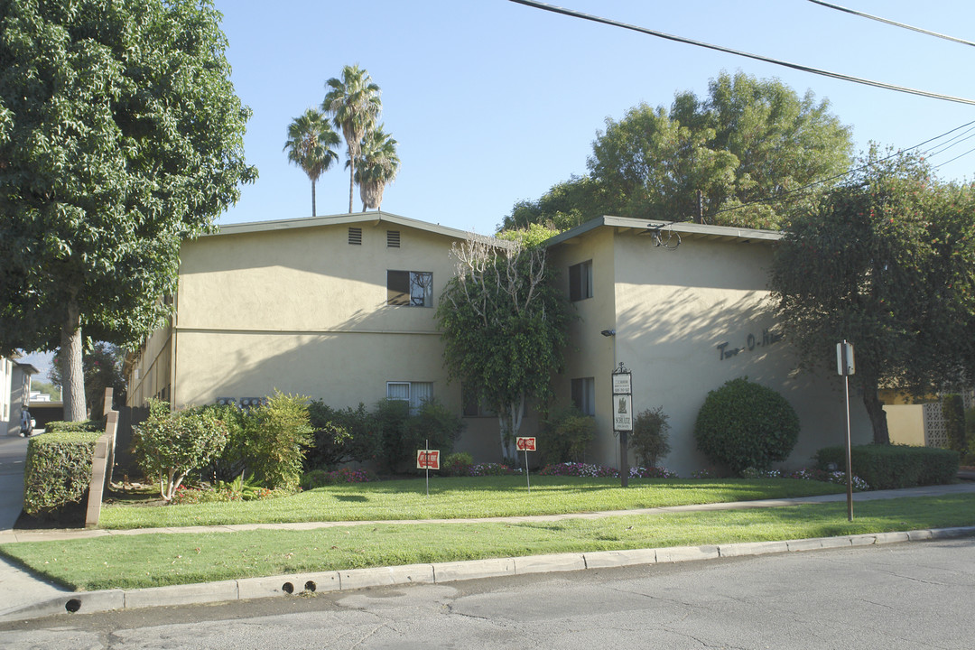 Live Oak in San Gabriel, CA - Building Photo