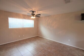 16016 FM Rd 16 in Lindale, TX - Building Photo - Building Photo