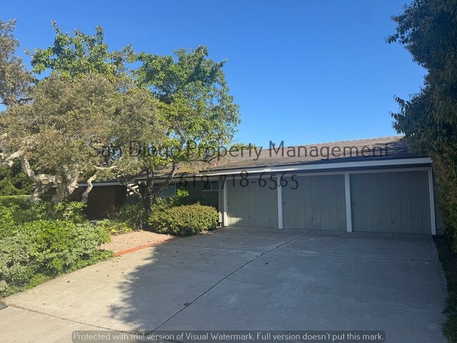 2756 Inverness Dr in San Diego, CA - Building Photo - Building Photo