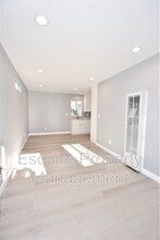 2040 Camino Del Sol in Oxnard, CA - Building Photo - Building Photo