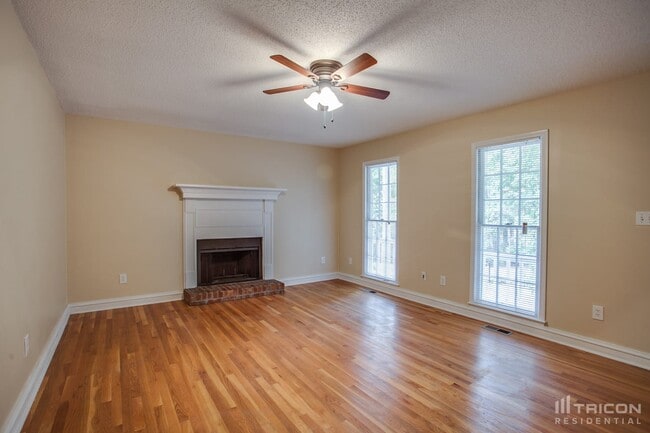 69 Peach Crossing Dr in Dallas, GA - Building Photo - Building Photo