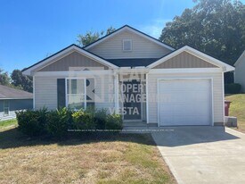 254 Beaumont Heights in Macon, GA - Building Photo