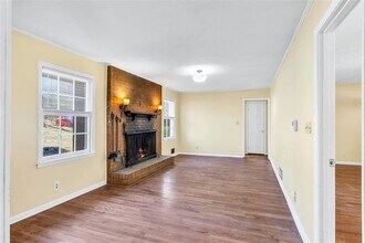 2338 Rockbridge Rd SW in Stone Mountain, GA - Building Photo - Building Photo