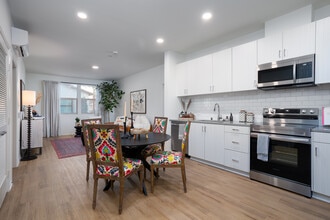 Broadstone Rancho Belago in Moreno Valley, CA - Foto de edificio - Interior Photo