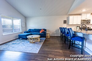 177 Bahama Woodstar in San Antonio, TX - Building Photo - Building Photo