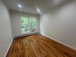 48-32 65th St in Queens, NY - Building Photo - Building Photo