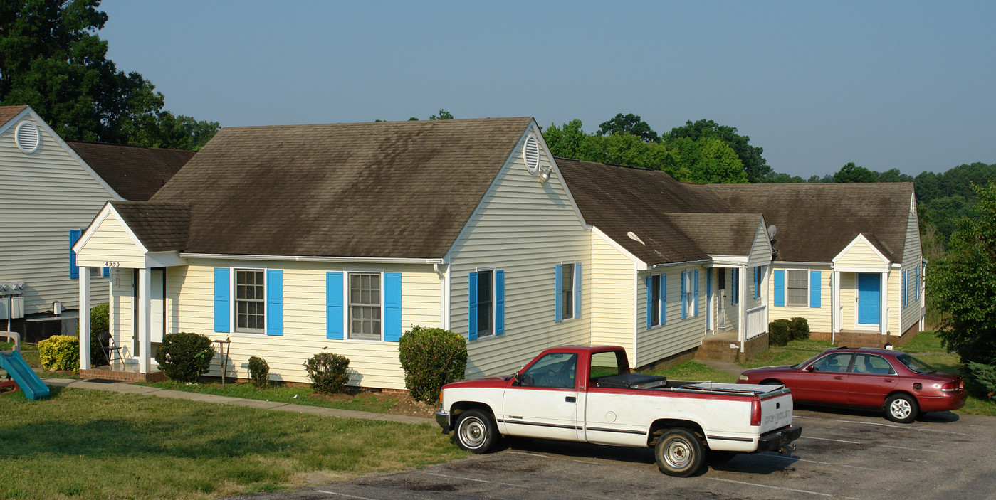 4553 Hargrove Rd in Raleigh, NC - Building Photo