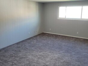 115 Denrose Dr in Buffalo, NY - Building Photo - Building Photo