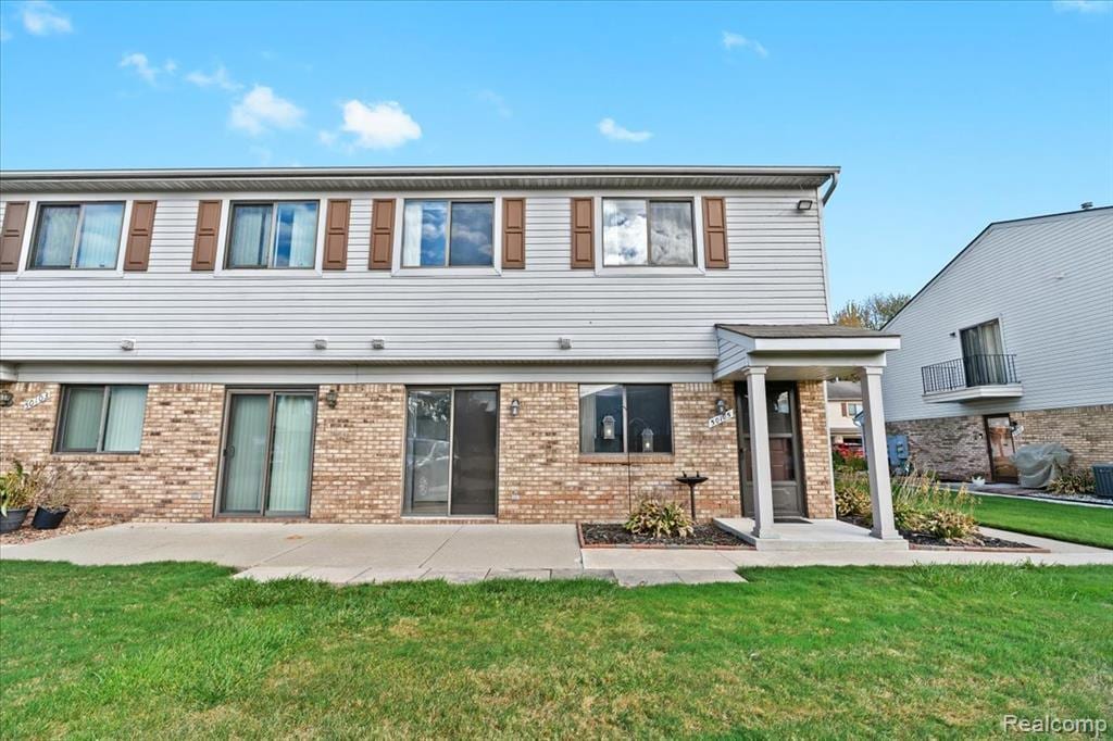 50105 N Jimmy Ct in New Baltimore, MI - Building Photo