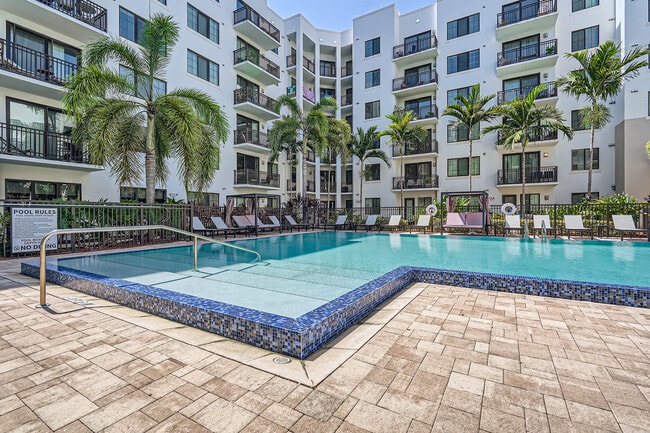 500 Ocean in Boynton Beach, FL - Building Photo - Building Photo