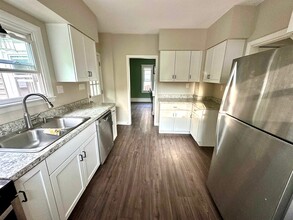 1308 Leroy St in Jackson, MI - Building Photo - Building Photo