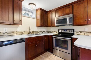 4430 NE 78th Ave in Portland, OR - Building Photo