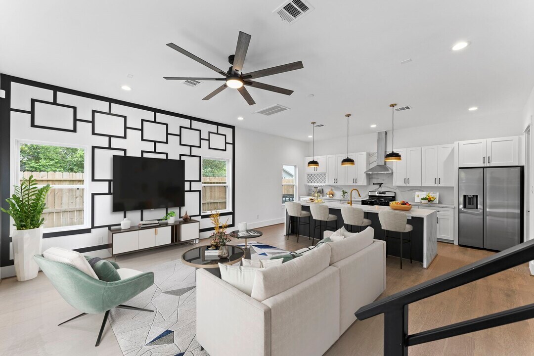 4303 Buck St in Houston, TX - Building Photo