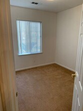 1699 Fireside Way in Lemoore, CA - Building Photo - Building Photo