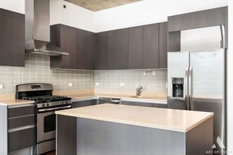 600 N Fairbanks Ct in Chicago, IL - Foto de edificio - Building Photo