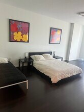 1755 E Hallandale Beach Blvd, Unit 105e in Hallandale Beach, FL - Building Photo - Building Photo