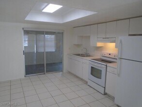 1118 SE 6th Ave in Cape Coral, FL - Building Photo - Building Photo