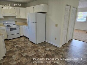 726 E Gay St in Harrisonburg, VA - Building Photo - Building Photo