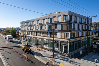 Montgomery Square in Calgary, AB - Building Photo - Building Photo