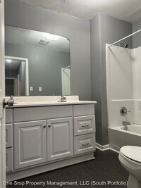 225 Lexington Rd photo'