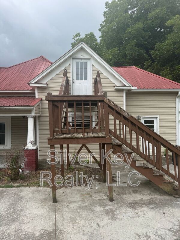 property at 714 Washington Ave