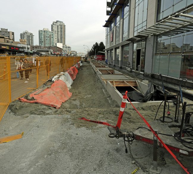 Station Square in Burnaby, BC - Building Photo - Building Photo