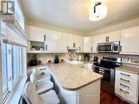 19-19 Desjardins Ave in Ottawa, ON - Building Photo - Building Photo