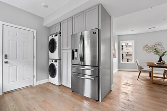 71 Ruthven St, Unit 3 in Boston, MA - Building Photo - Building Photo