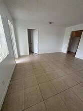 1480 NW 19th Ct in Fort Lauderdale, FL - Building Photo - Building Photo