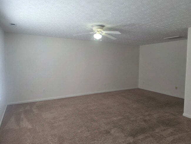8 Donnell Ave in Havelock, NC - Building Photo - Building Photo