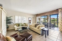 2216 Gulf Shore Blvd N in Naples, FL - Building Photo - Building Photo