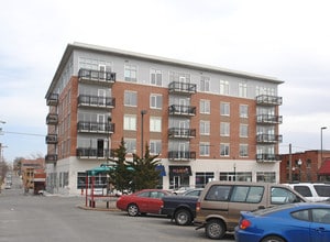 4141 Pennsylvania Ave in Kansas City, MO - Foto de edificio - Building Photo