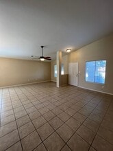 2902 Tar Springs Ave in Bakersfield, CA - Building Photo - Building Photo