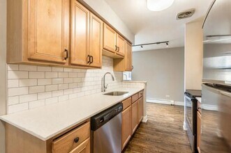 6725 N Sheridan Rd in Chicago, IL - Building Photo - Building Photo