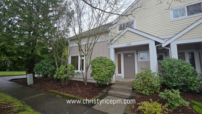 property at 15828 NE 91st Way