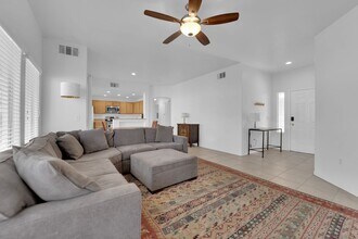 821 Titan Peak Pl in Las Vegas, NV - Building Photo - Building Photo